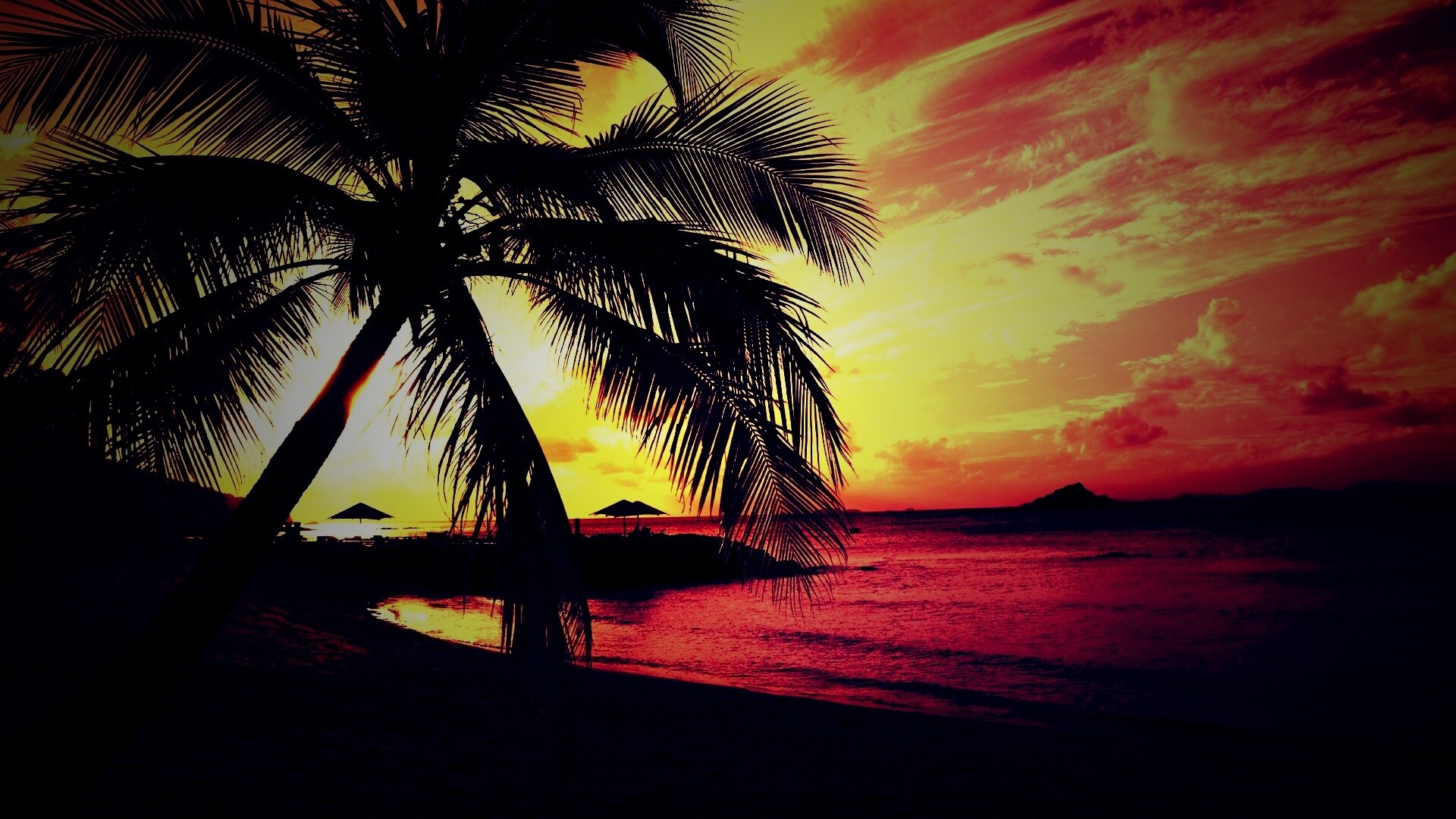 Пляж на закате обои