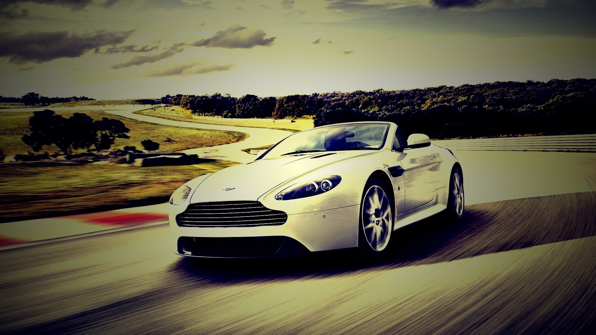 Aston Martin обои