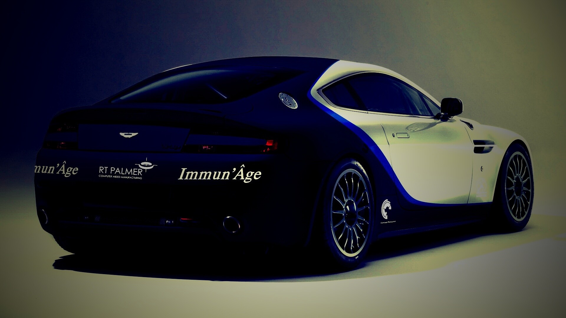 Астон Мартин обои