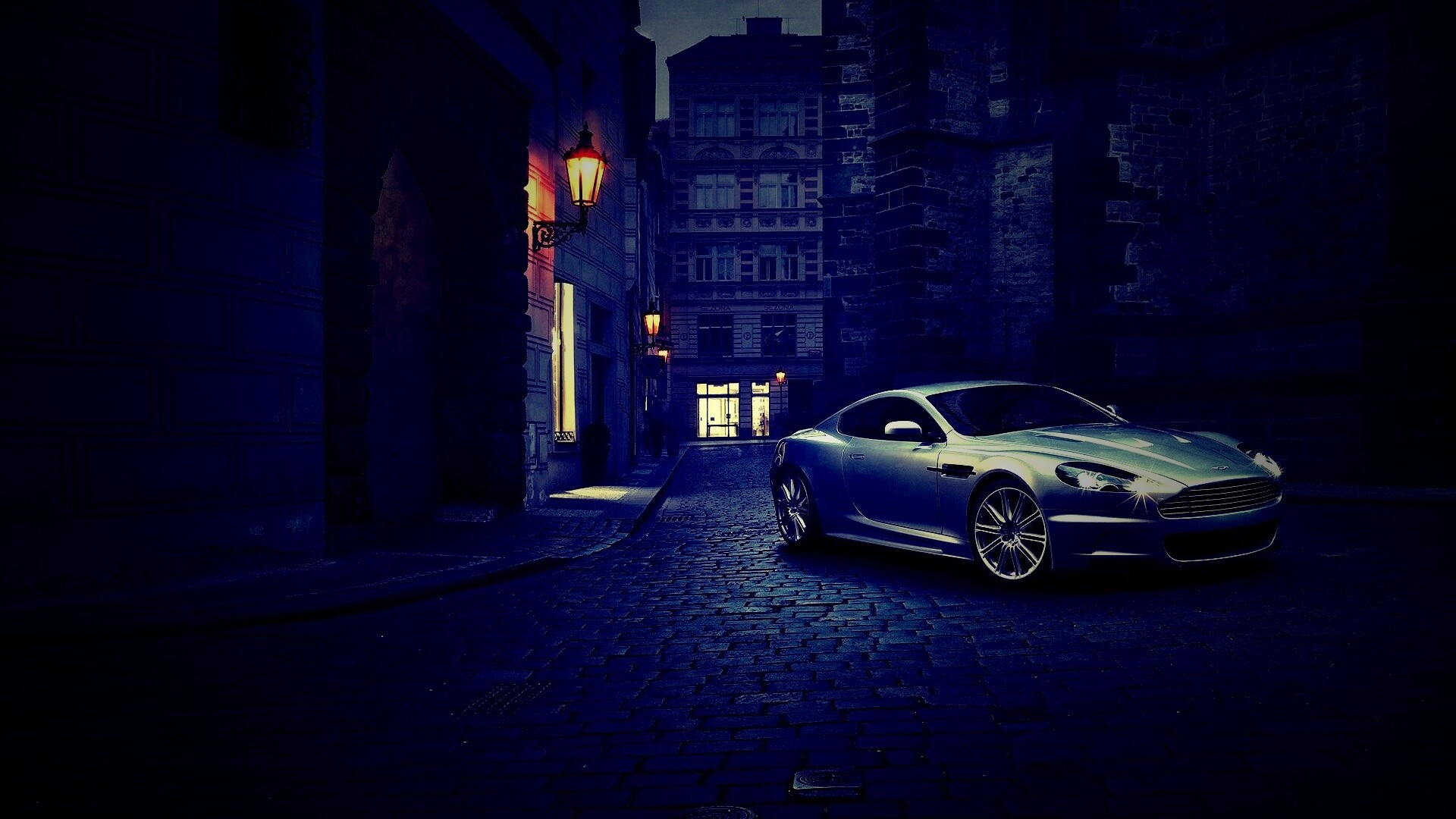 Серебристый Aston Martin обои