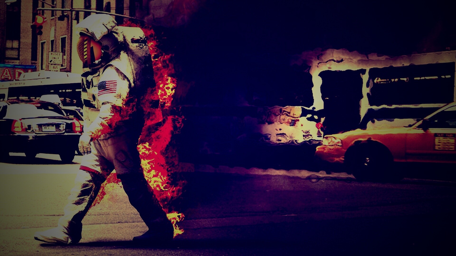 Астронавт в огне обои