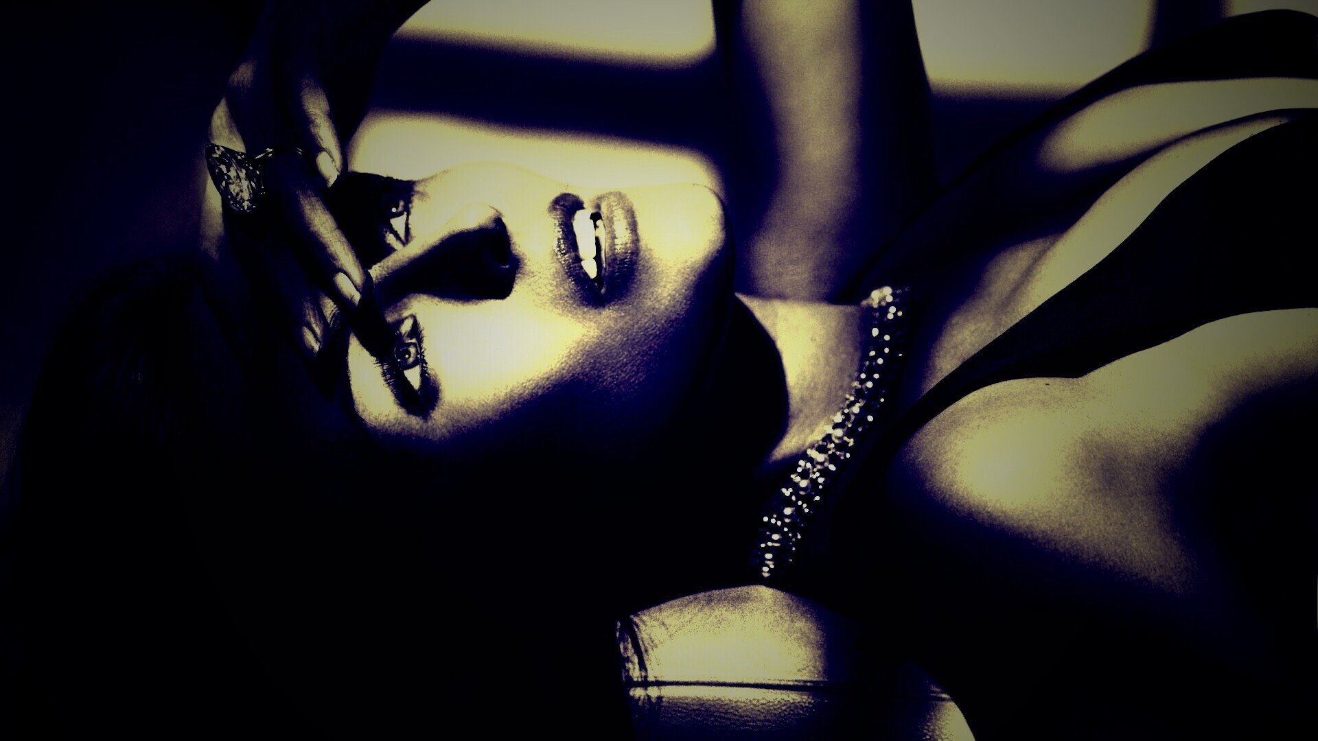 Элизабет Хёрли обои