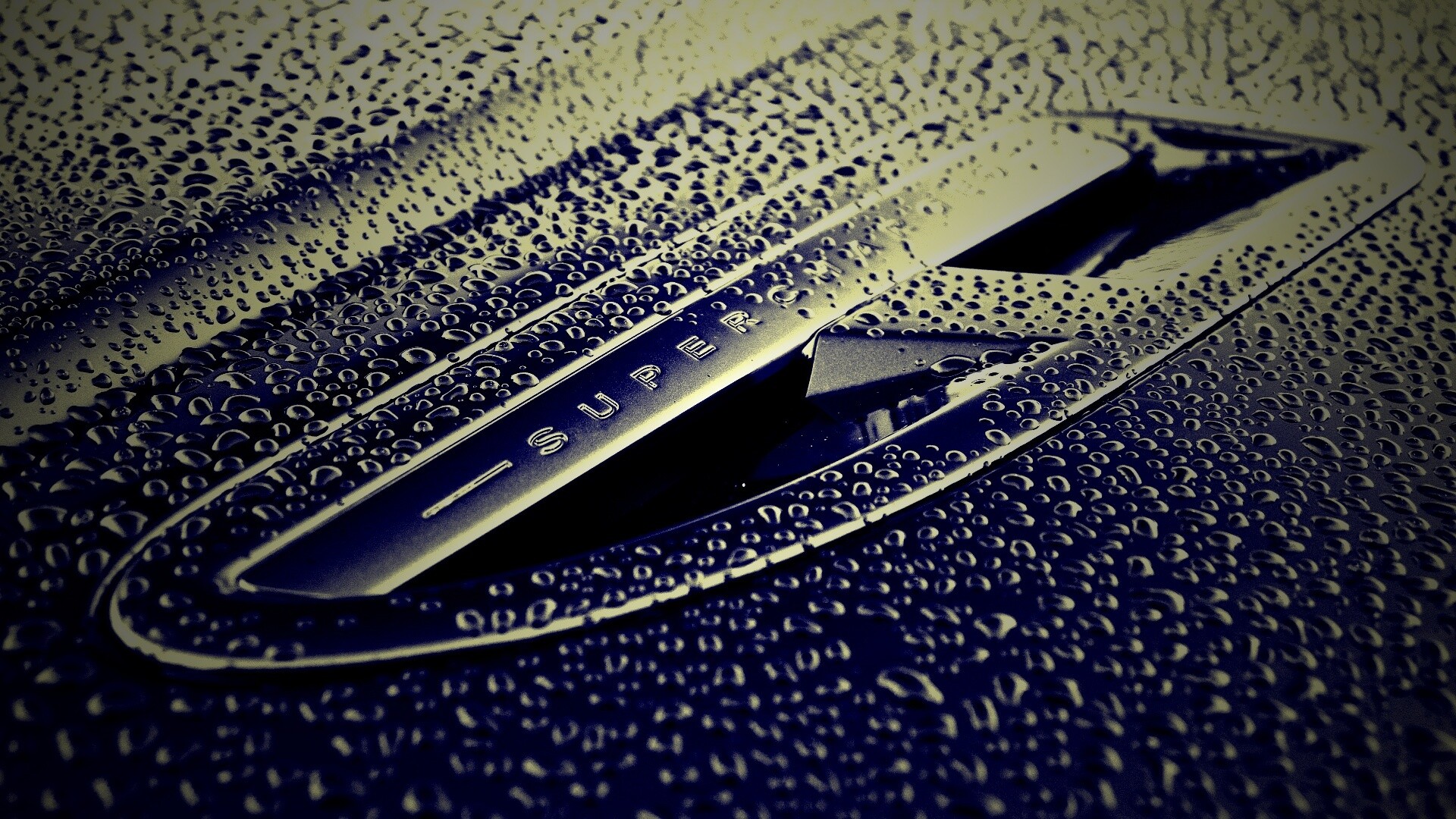 Воздухозаборник автомобиля Ягуар обои