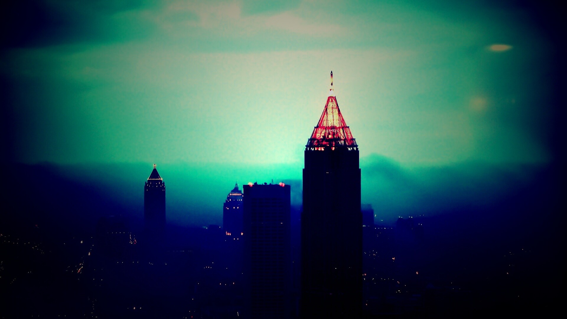 Небоскребы в тумане обои