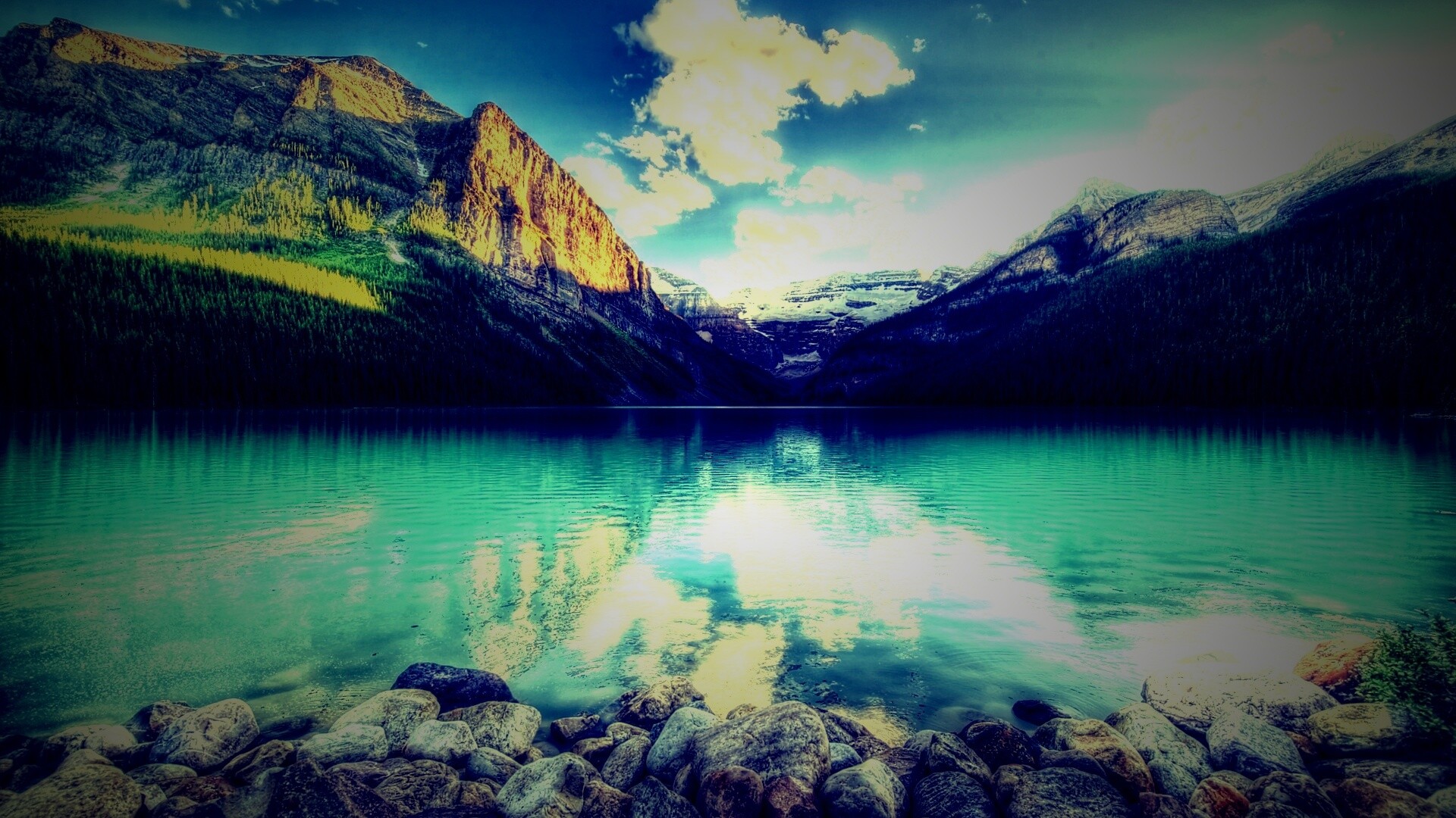 Горное озеро обои
