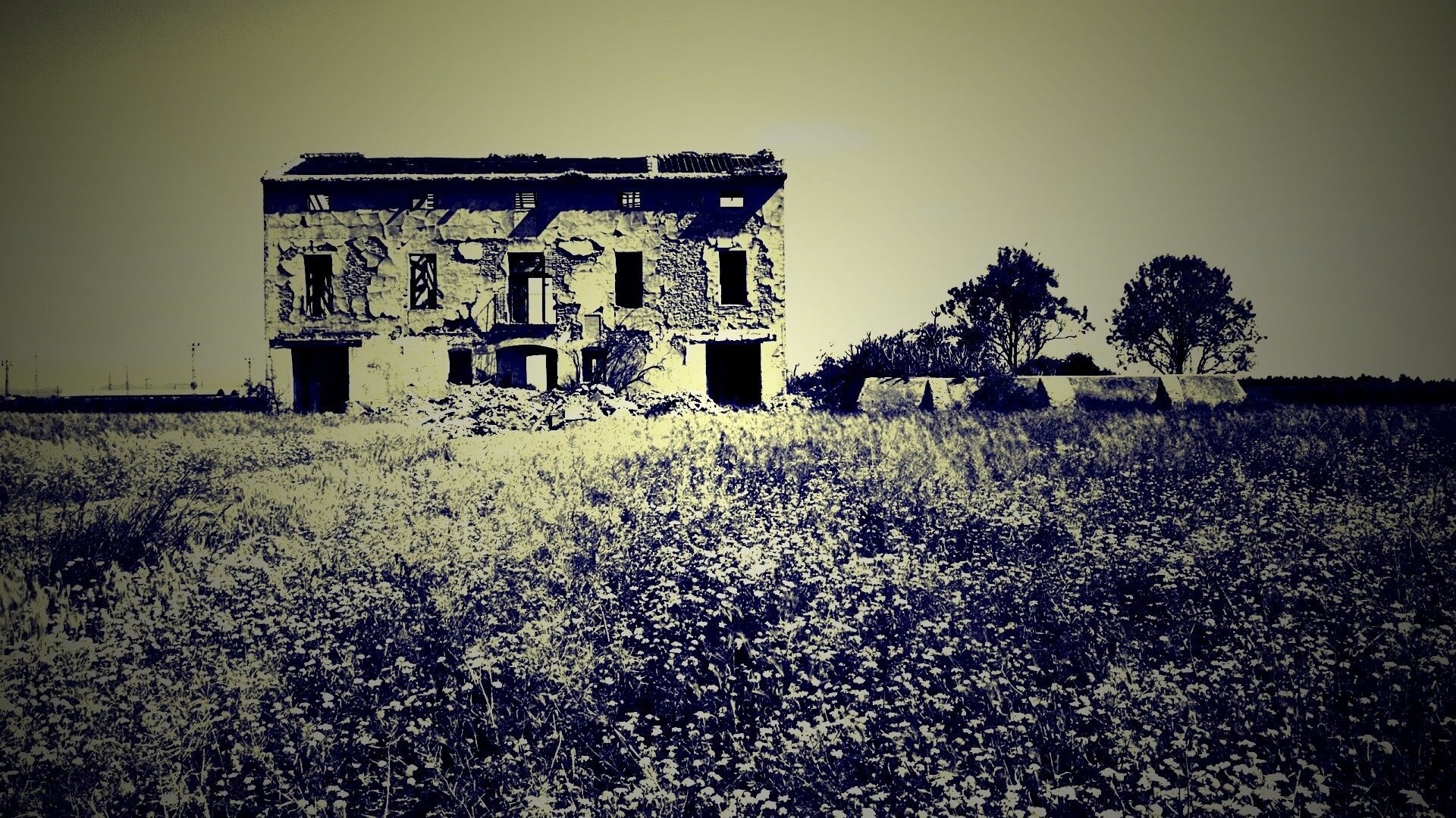 Руины жилого дома обои