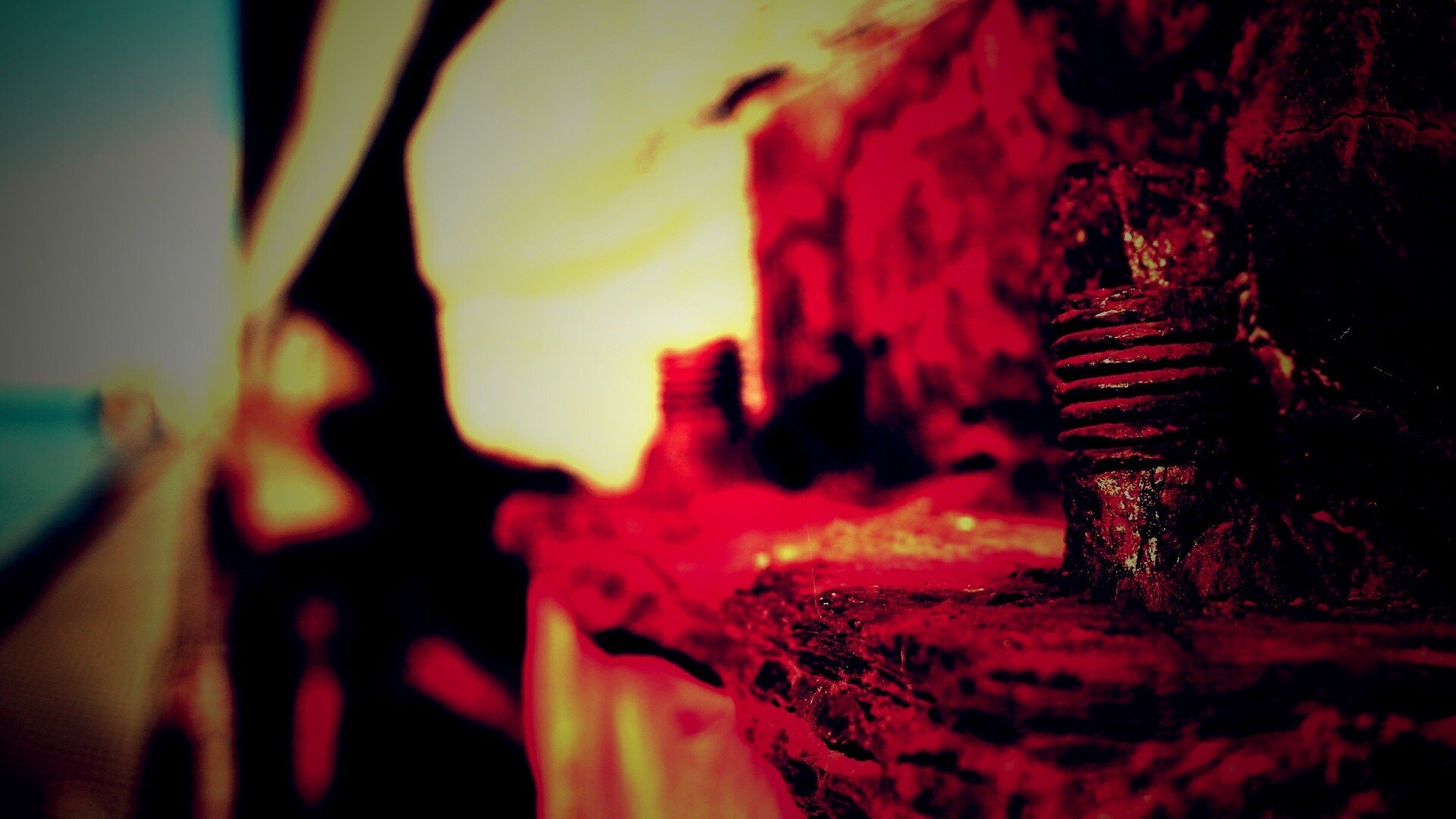 Проржавевшие болты обои