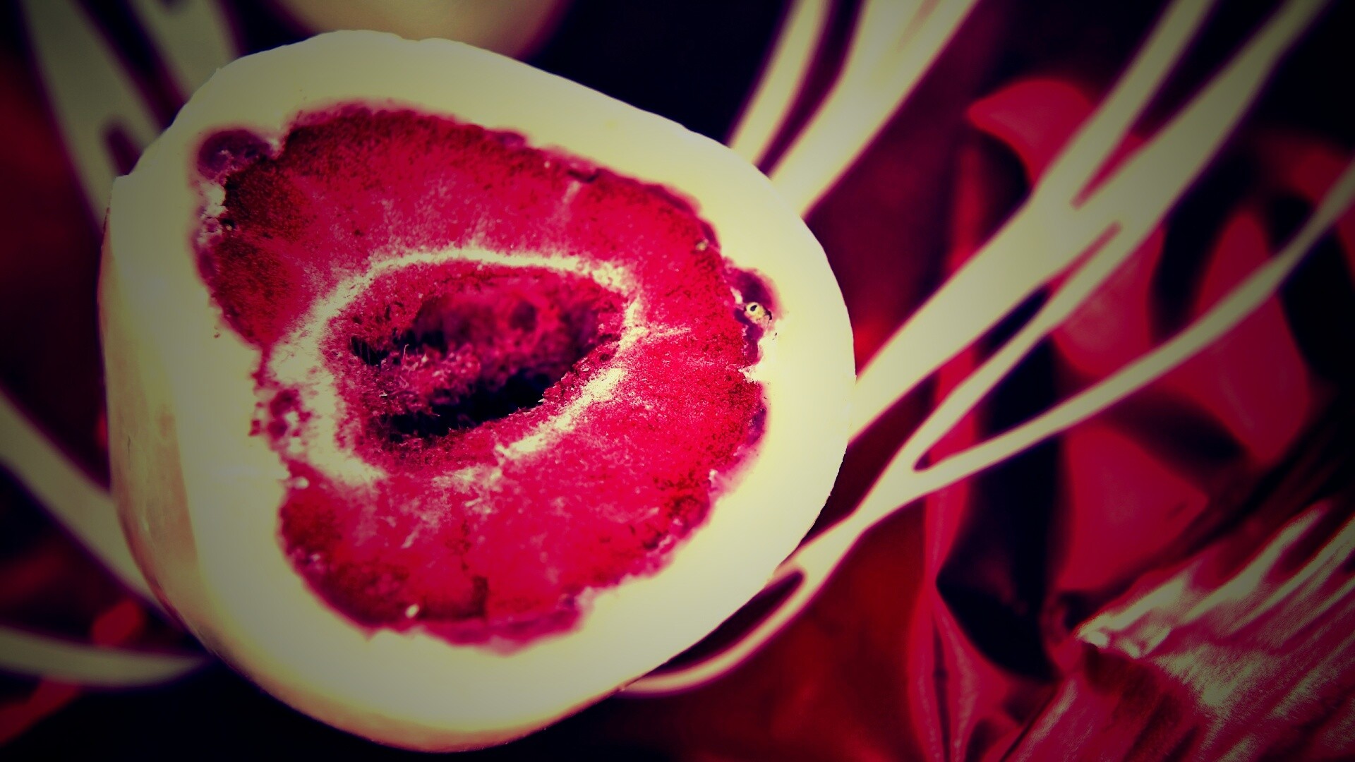 Клубника в белом шоколаде обои