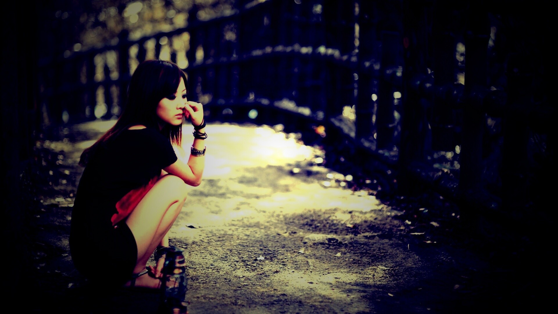 Грустная японская девушка обои