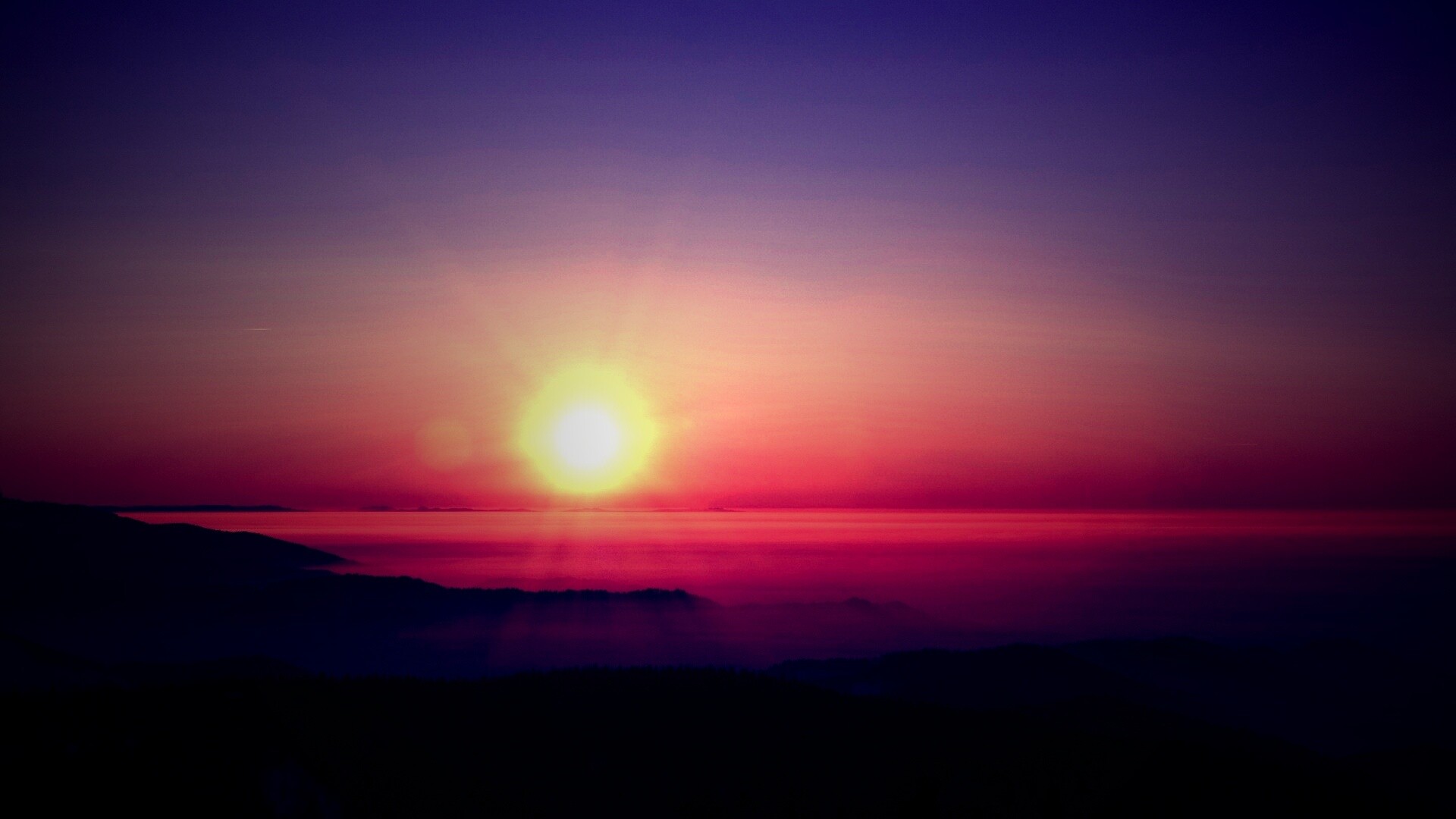 Восход солнца над лесом обои