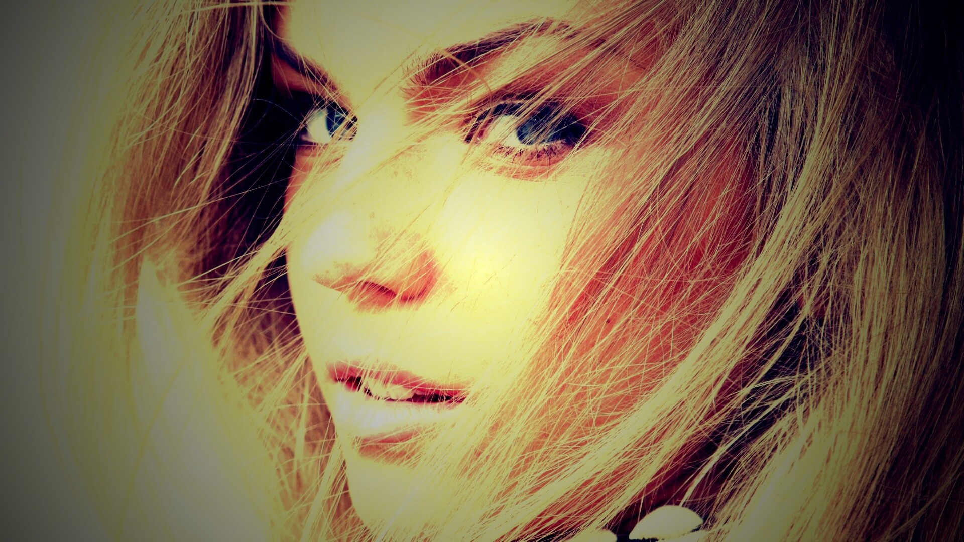 Завораживающий взгляд обои