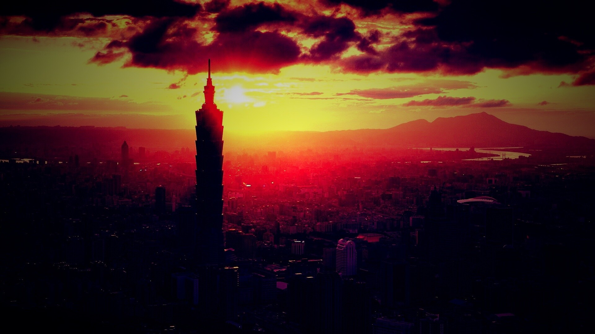 Башня на закате обои