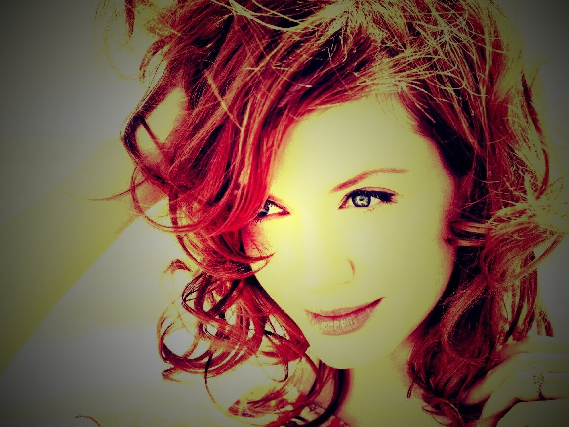 Рыжая красавица обои
