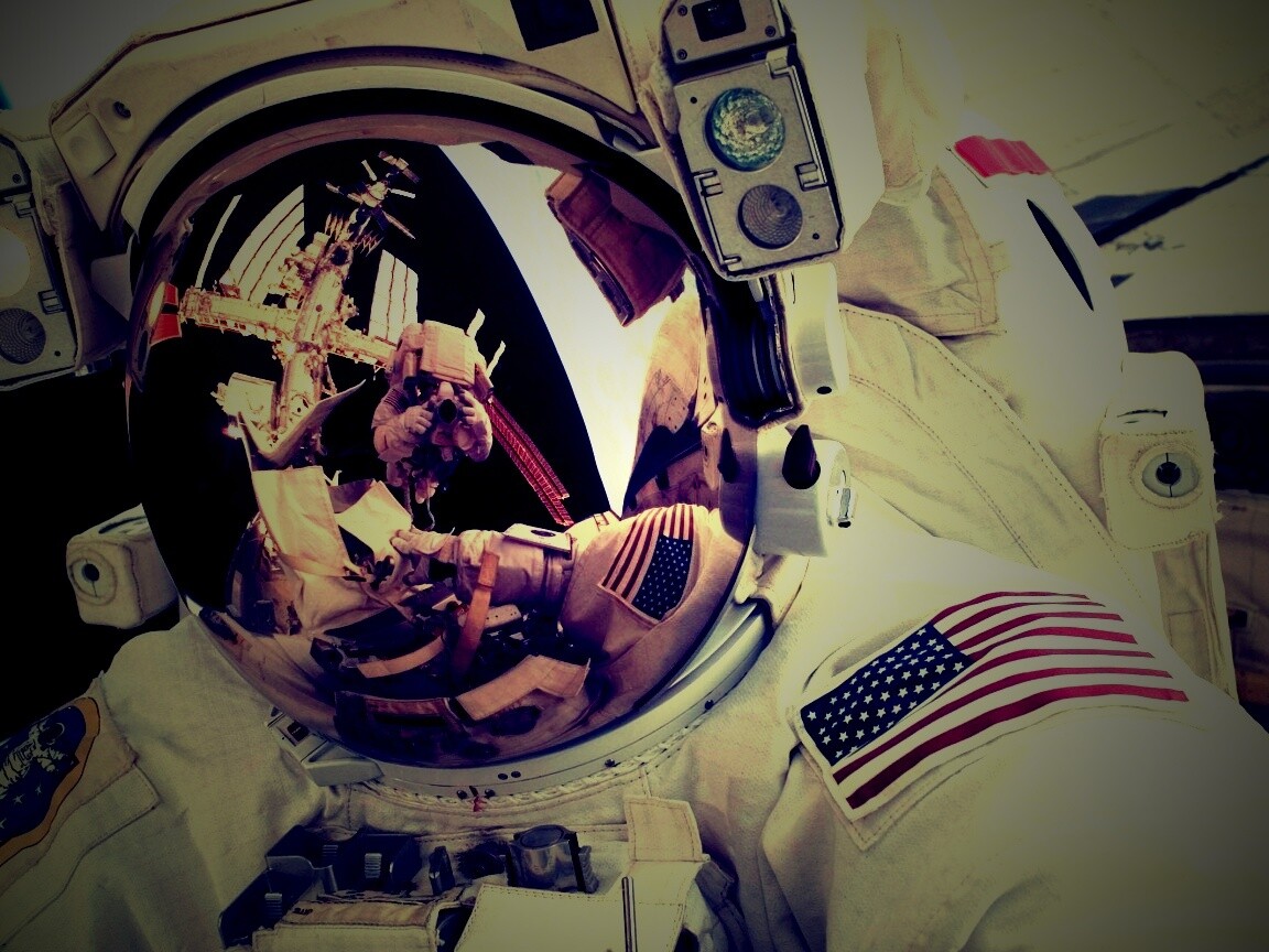 Фото в открытом космосе обои