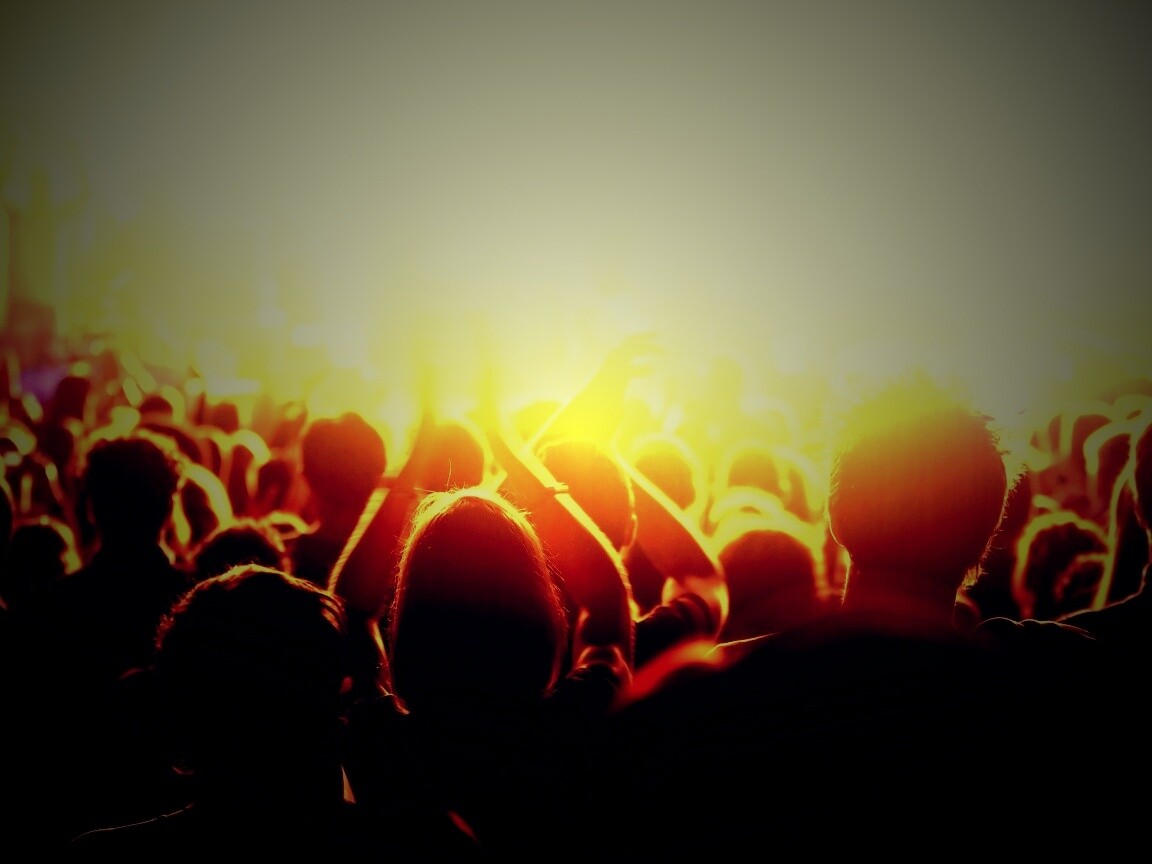 Люди на концерте обои