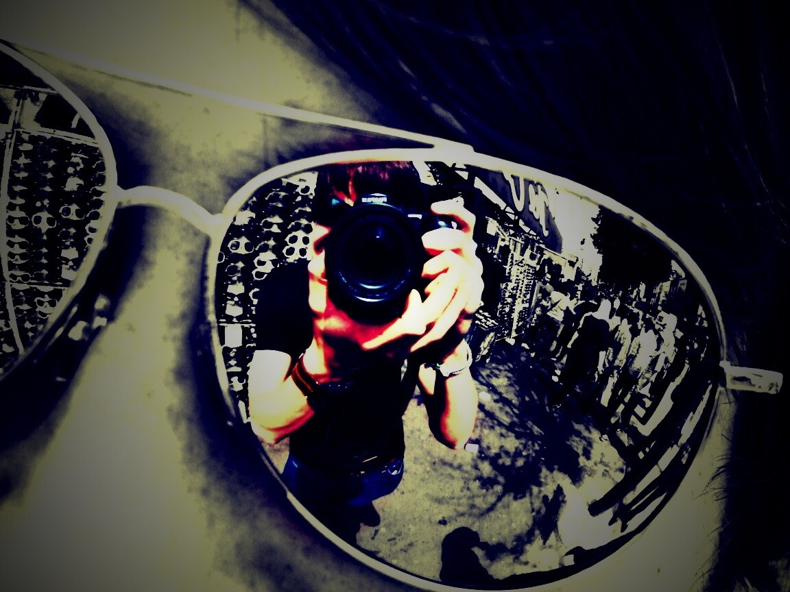 В очках обои