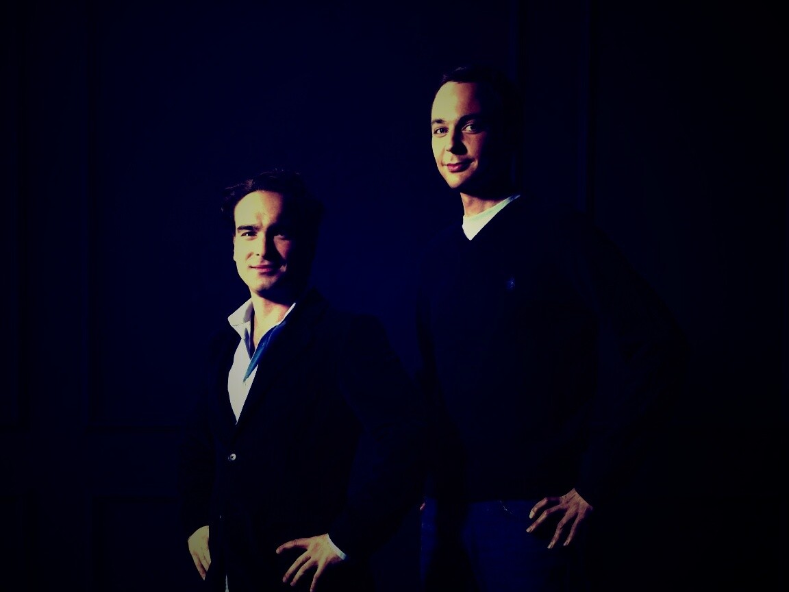 Джонни Галаки и Джим Парсонс обои