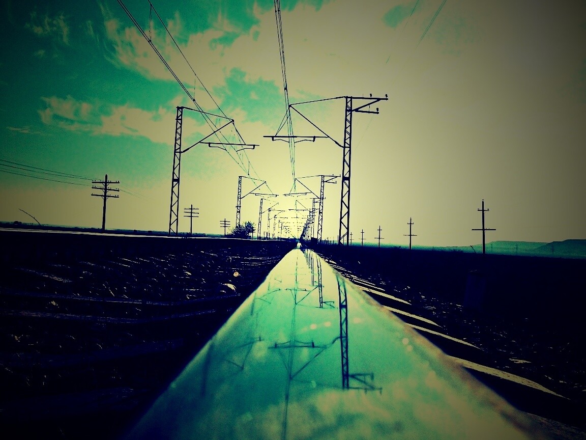 Отражение в рельсе обои