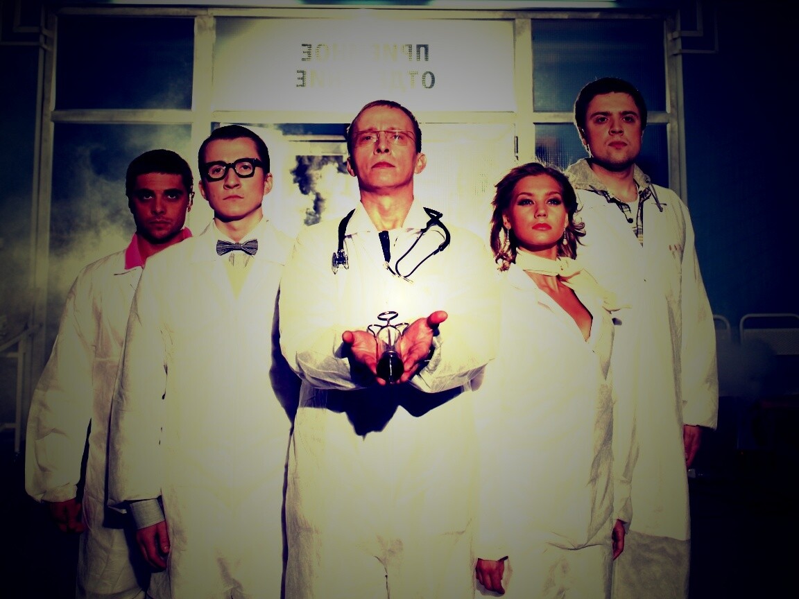 Спешат на помощь обои