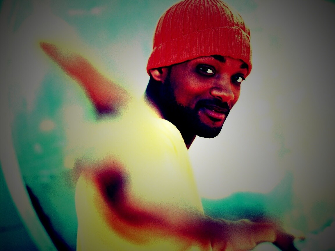 Уилл Смит протягивает тебе руку обои