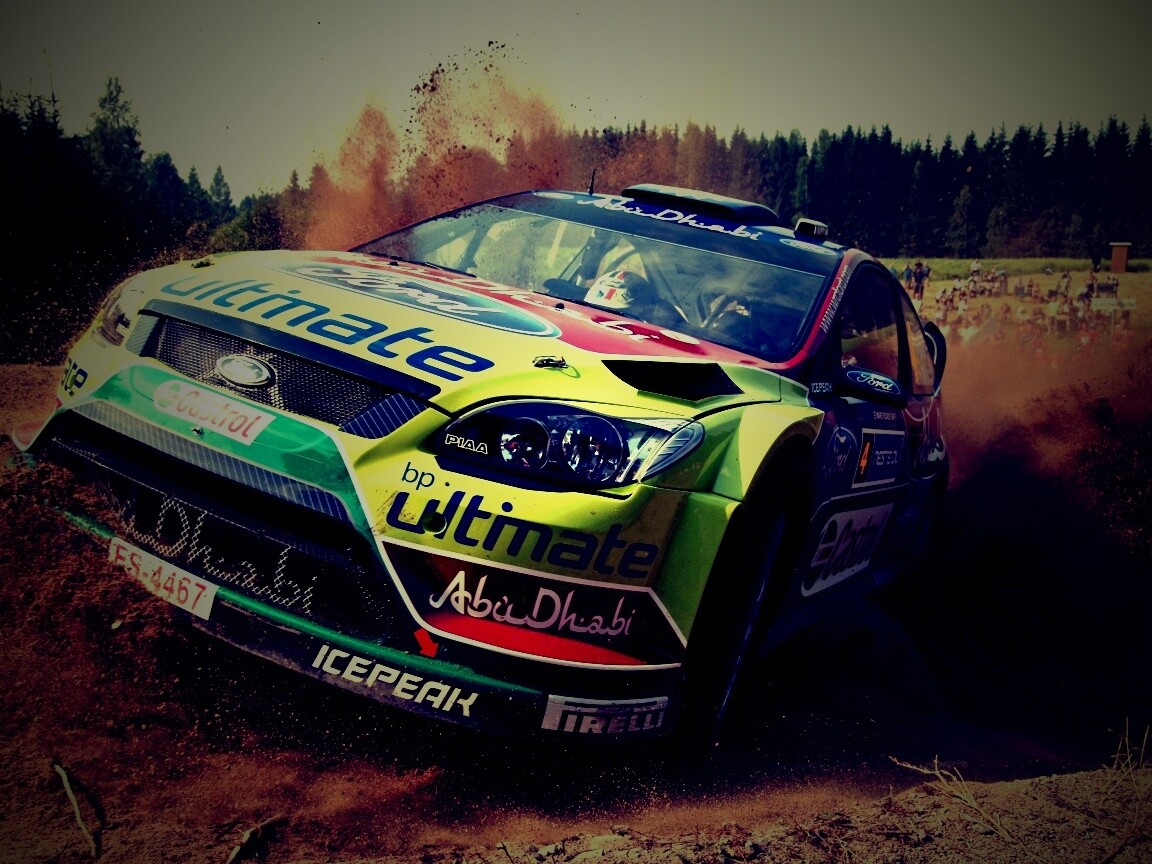 Форд учавствует в ралли обои