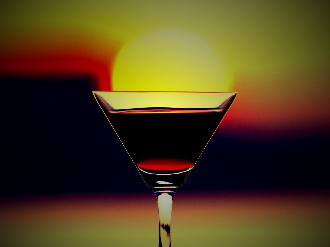 Солнце в бокале обои