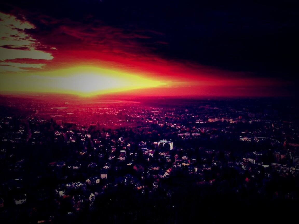 Закат над городом обои