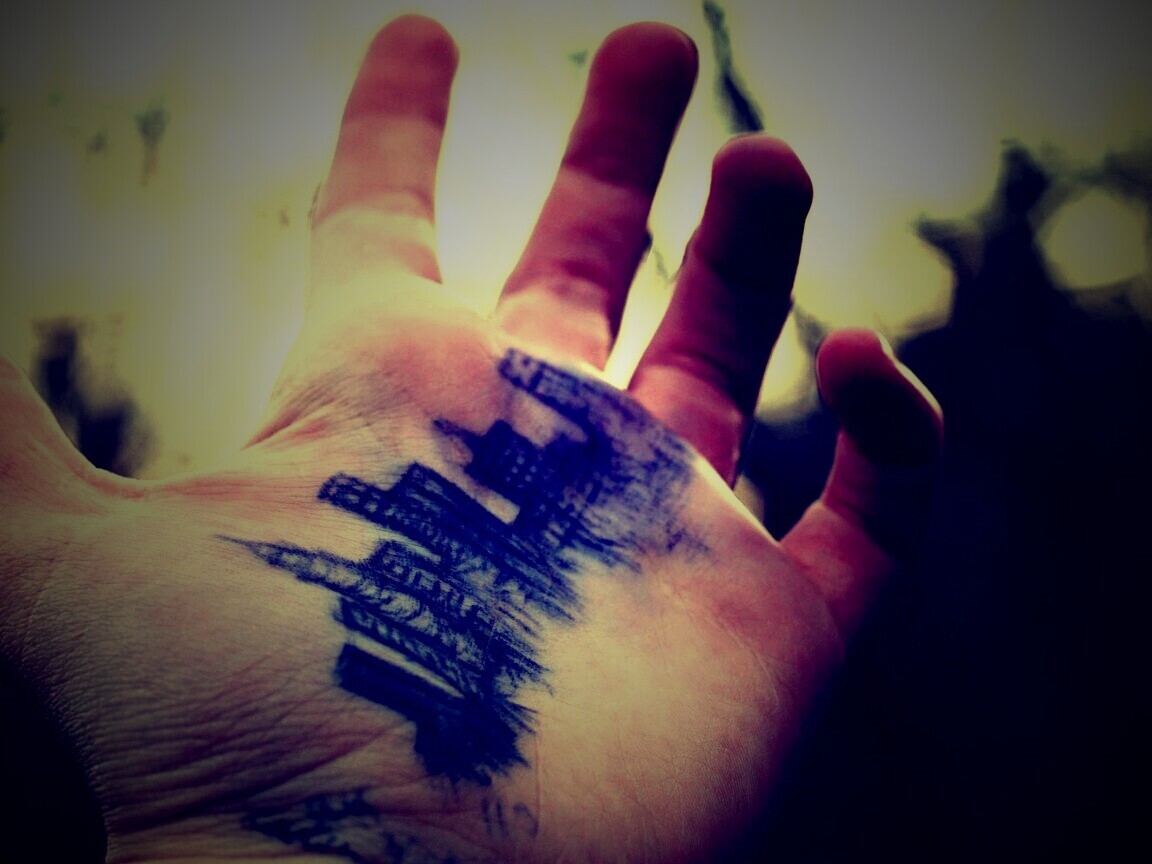 Город на ладони обои