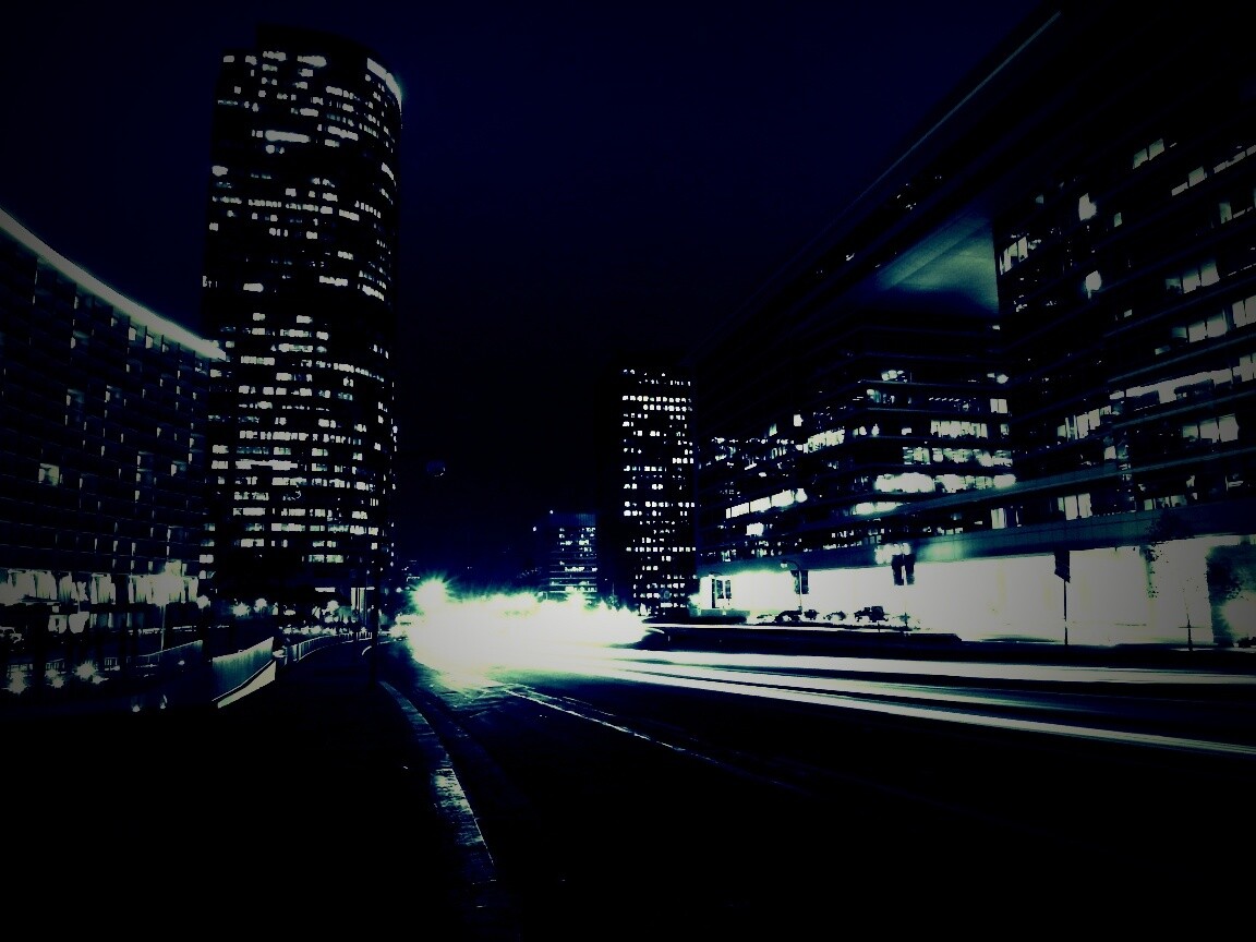 Ночные огни мегаполиса обои