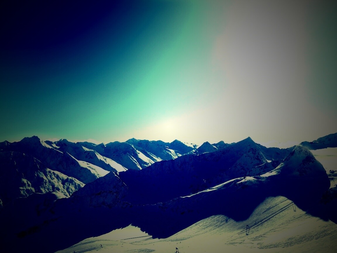 Роковые горы обои