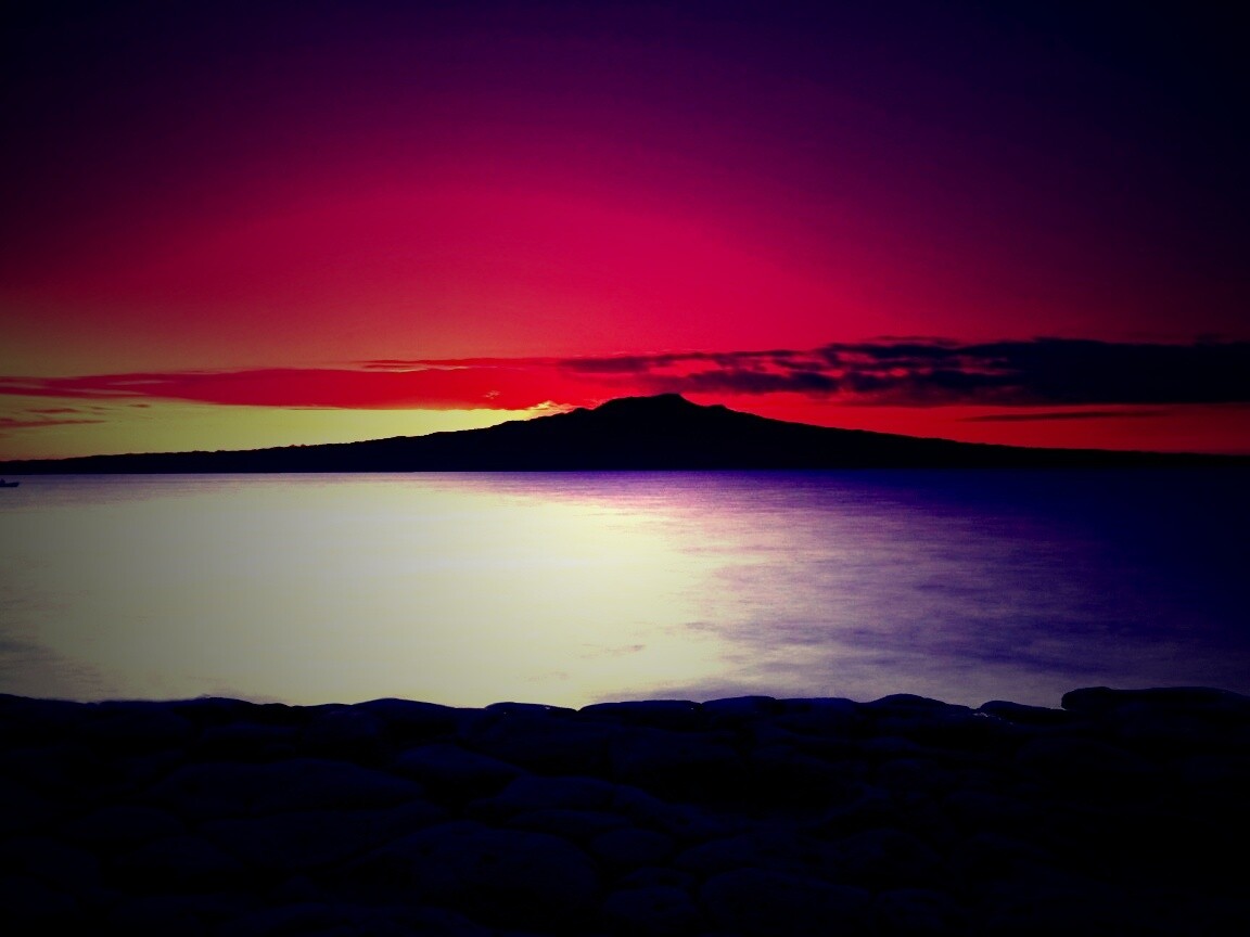 Закат за островом Рангитото обои