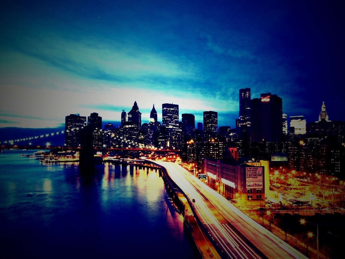 Город светит окнами в ночи обои