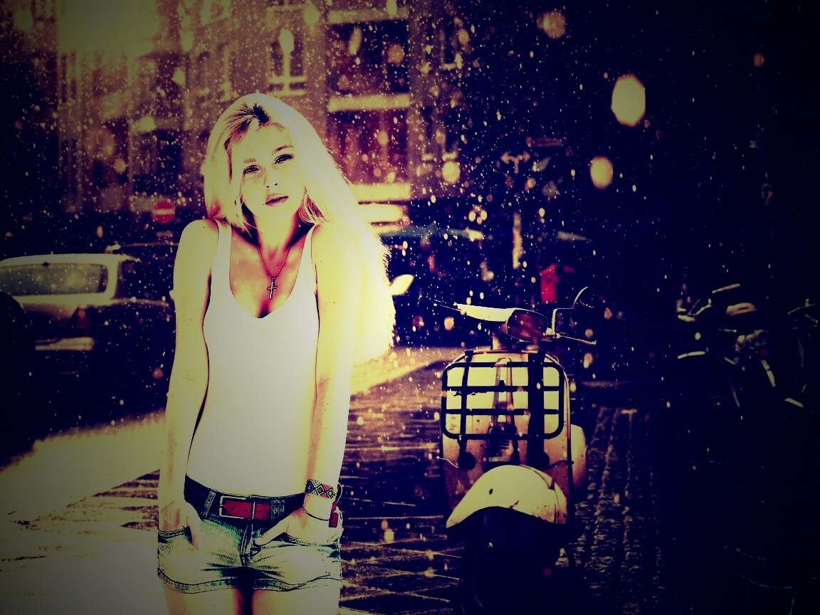 Девушка и плохая погода обои