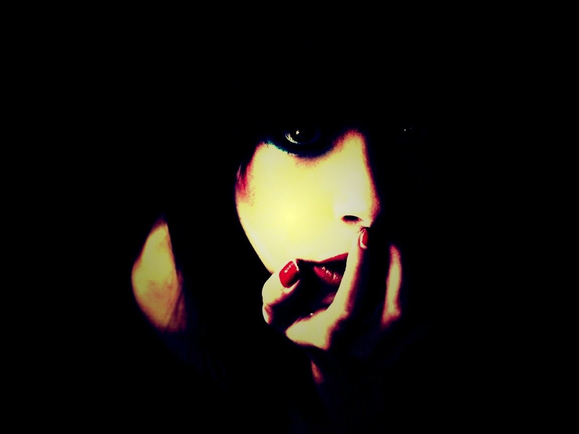 Экстравагантная девушка обои