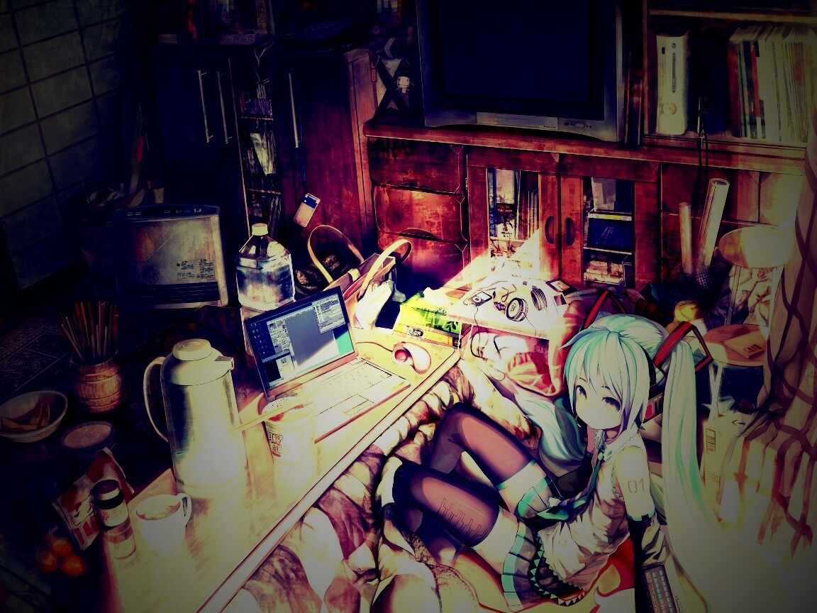 Хатсуне Мику в своей комнате обои