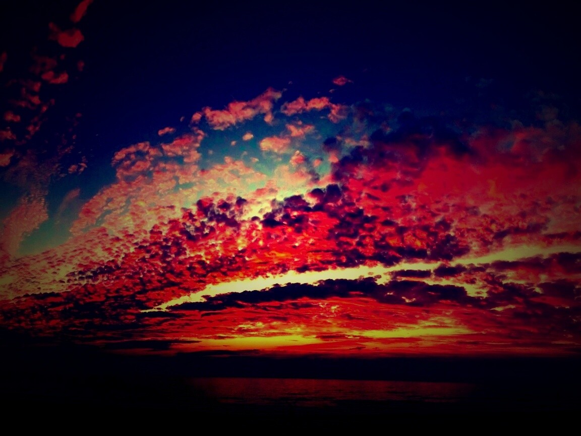 Изумитеьное закатное небо обои