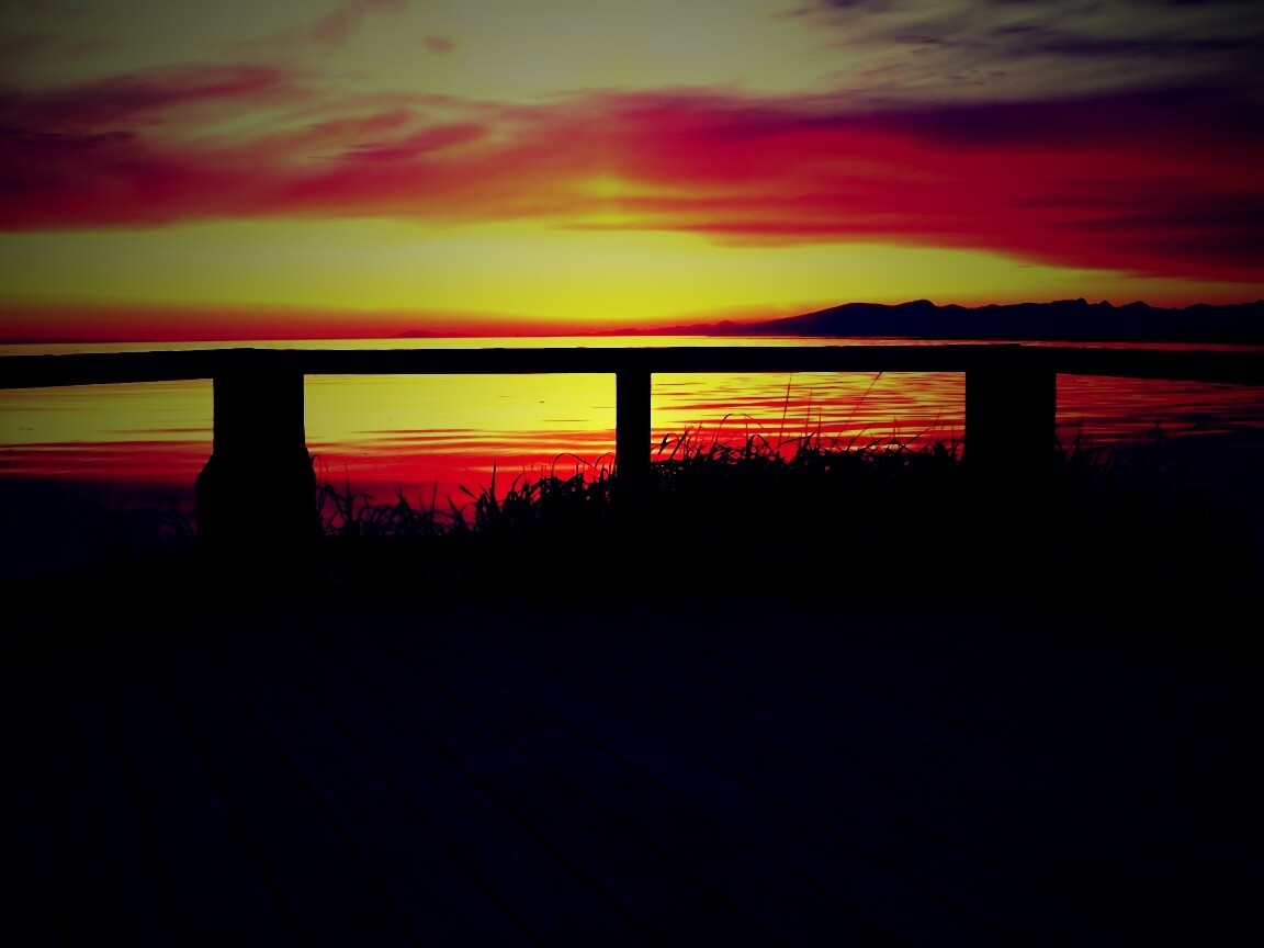 Терасса на море обои