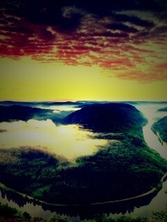 Кривая река обои