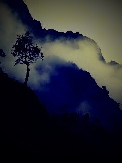 Сумерик в горах обои