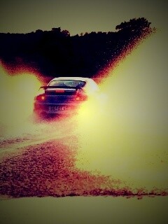 Брызги из под колес обои