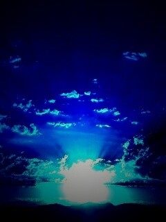 Восход в горах обои