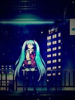 Девочка на остановке обои