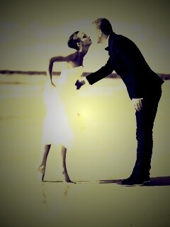 Поцелуй на пляже обои