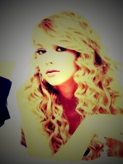 Тэйлор Свифт играет с волсоами обои