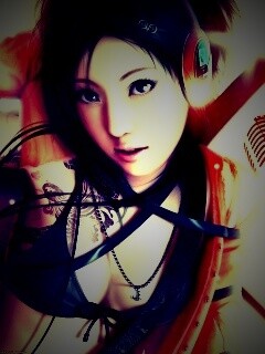 Поющая японка обои