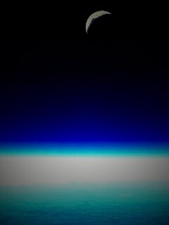 Луна над горизонтом обои