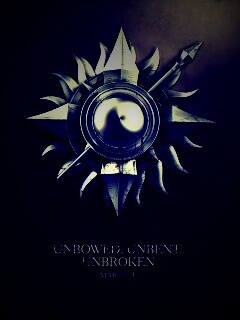 Металлический герб дома Мартелл обои