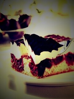 Вишневое пирожное обои