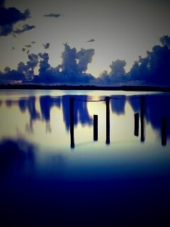 Остров вдалеке обои