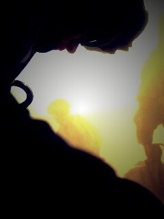 Солдаты выходят из броневика обои